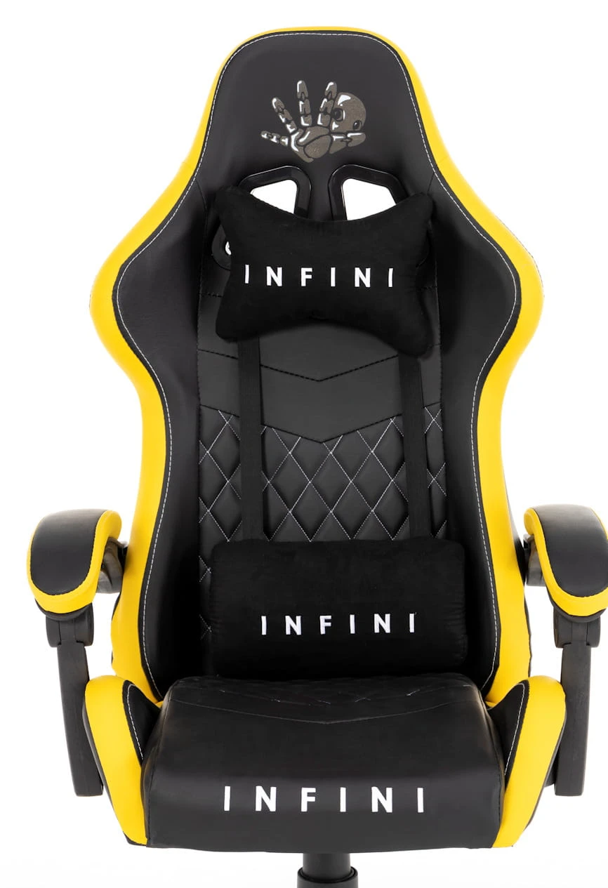 Ігрове крісло Infini Five Чорне з жовими вставками (25068)