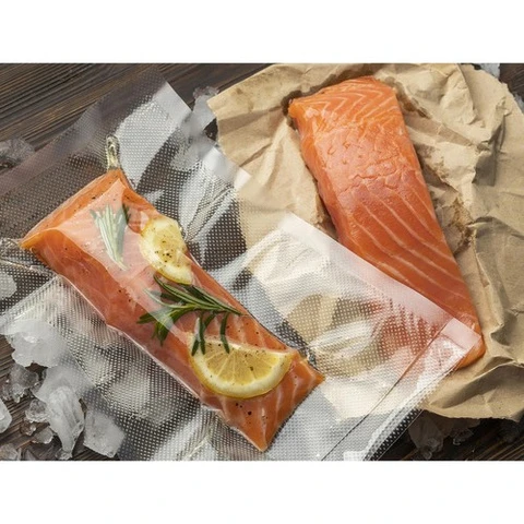 Вакууматор для продуктів з вагою + рулон плівки та 5 пакетів RUHHY 22533  (120Вт, -80kPa)