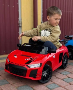 Дитячий електромобіль з пультом управління 6V, відкривні двері, LED-фари, звук — Cabrio (Червоний)